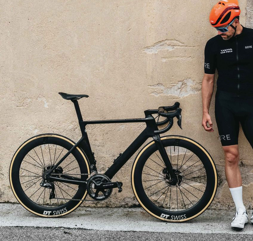 continental-grand-prix-5000-tdf-kevlar_1_o