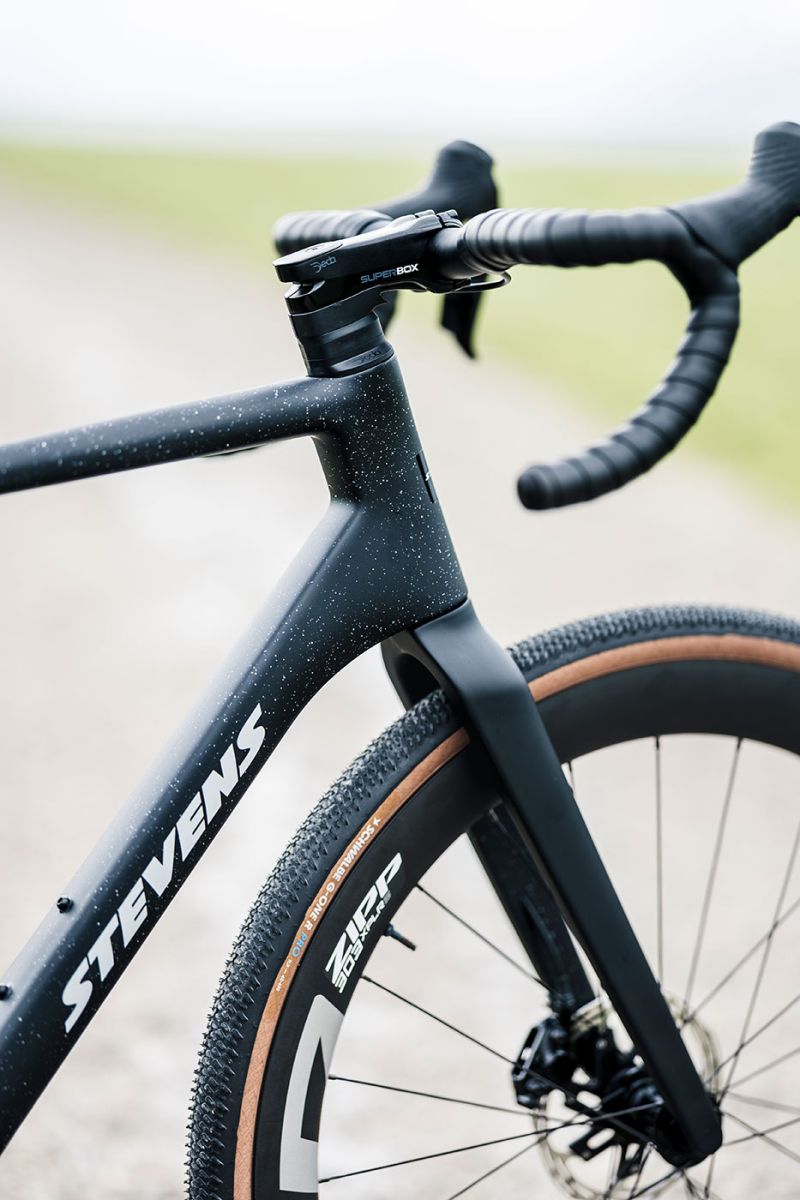 stevens-camino-rs-pro-axs-nightstone_13_o