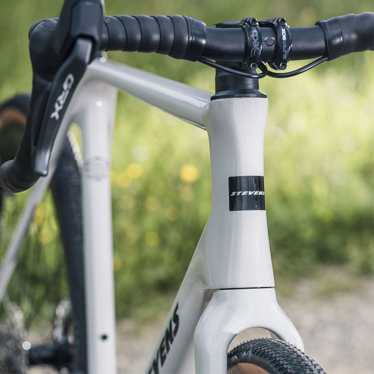 stevens-camino-rs-pro-di2-cool-grey_1_o