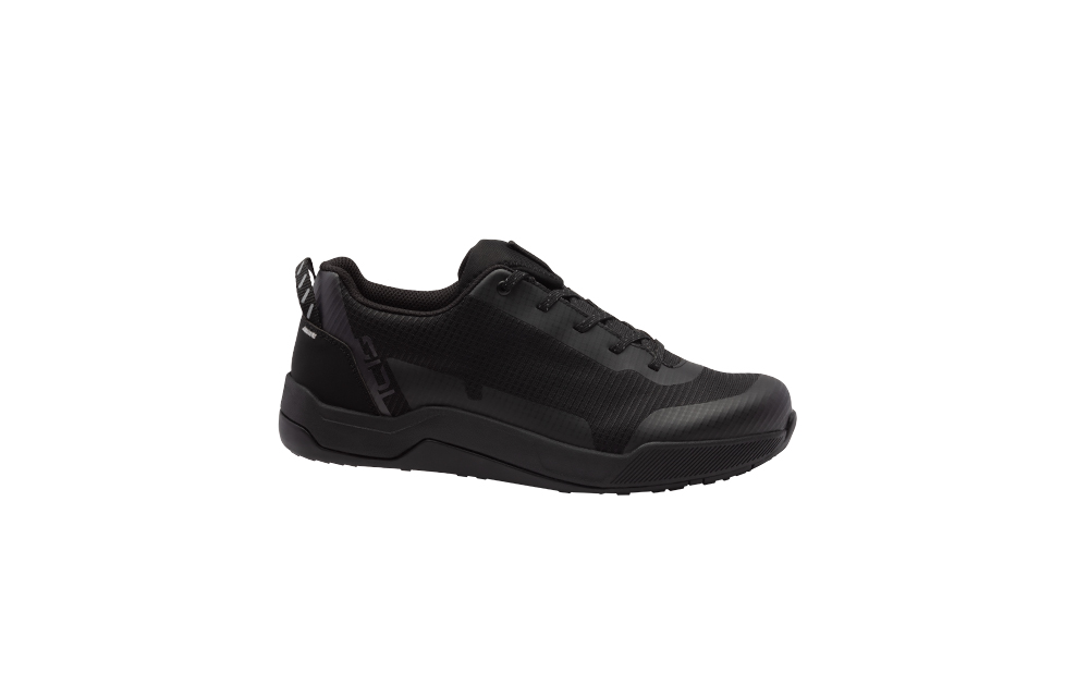 tretry-sidi-motus-black_2_o