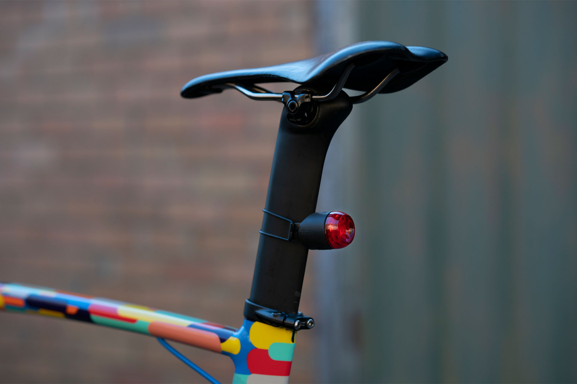 zadni-blikacka-knog-plug-rear_4_o