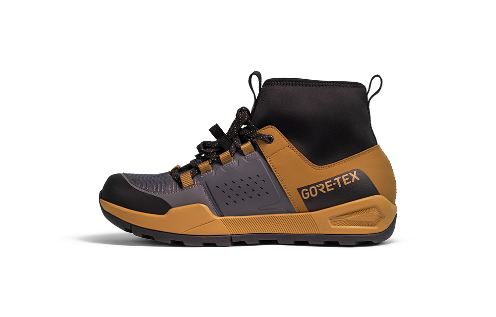 zimni-tretry-sidi-atomus-mid-gtx-harvest-grey_2_o